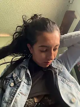 SALOME KORLAND online show from 01-17-26, 05:05