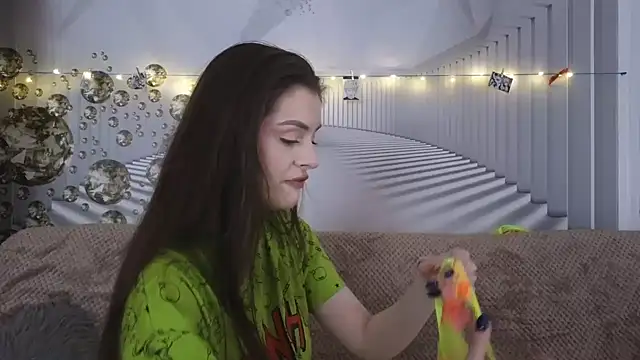 EvoletteLouLou online show from 11-04-25, 03:38