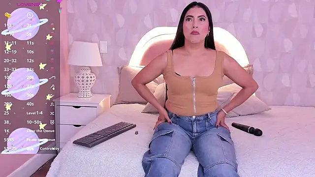 isabella milf  online show from 07-15-26, 07:10