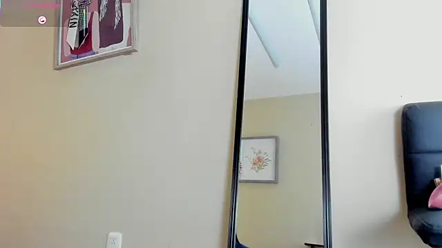 isabella milf  online show from 10-11-25, 07:04