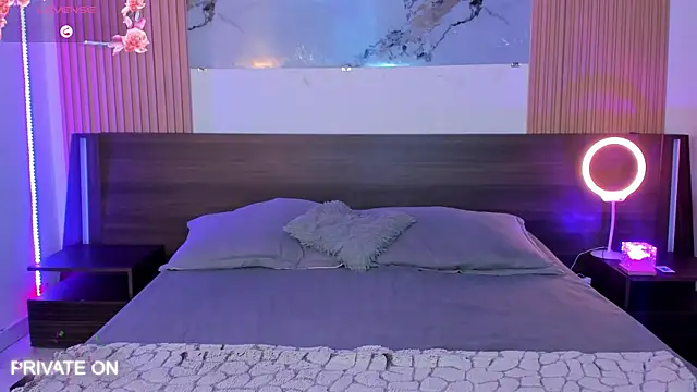 samanthaa moon online show from 11-25-25, 11:37