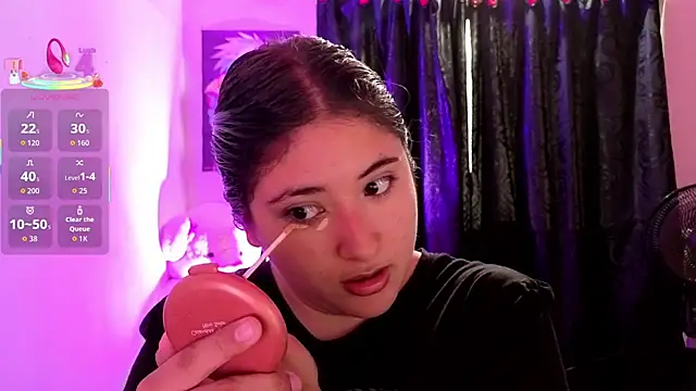 Gaby  Howards online show from 10-13-25, 07:04