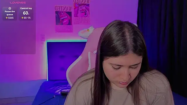 Gaby  Howards online show from 11-29-25, 07:03