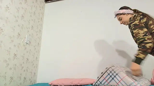 celeste moonx online show from 10-24-25, 11:53