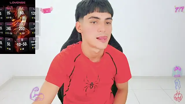 Thommy cute online show from 06-18-26, 10:37