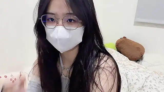 LHeart online show from 03-25-26, 01:43