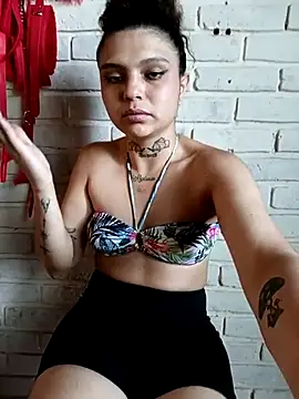 Snapshot of Alis_1327 chatting on 10-02-25, 03:48 Alis 1327 online show from 10-02-25, 03:48