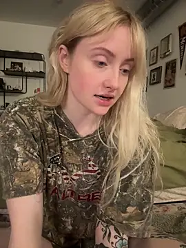 Snapshot of seeunexttuesday chatting on 02-03-26, 02:53 seeunexttuesday online show from 02-03-26, 02:53