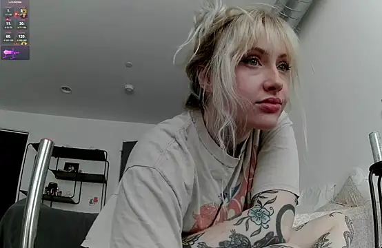 Snapshot of seeunexttuesday chatting on 03-01-26, 09:04 seeunexttuesday online show from 03-01-26, 09:04