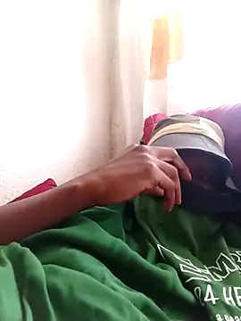 Snapshot of Sexxoophone chatting on 04-12-26, 08:50 Sexxoophone online show from 04-12-26, 08:50