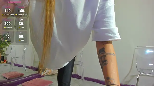 MayaHellen online show from 10-02-25, 04:38