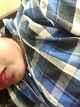 Snapshot of ranisingh1234 chatting on 01-15-26, 06:50 ranisingh1234 online show from 01-15-26, 06:50