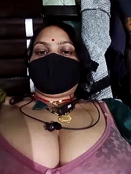 Snapshot of SHWETA1180 chatting on 02-23-26, 02:02 SHWETA1180 online show from 02-23-26, 02:02