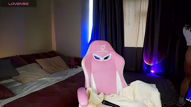 SPICY KIM online show from 10-13-25, 04:47