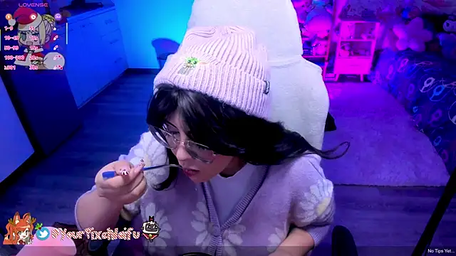 AlyssaRomanova online show from 12-18-25, 02:27