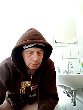 skateboy78 online show from 10-08-25, 09:11