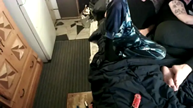 Snapshot of David1982qq chatting on 10-16-25, 07:27 David1982qq online show from 10-16-25, 07:27