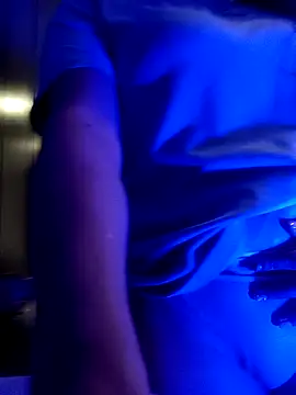 Fox Roxxan online show from 10-15-25, 01:26