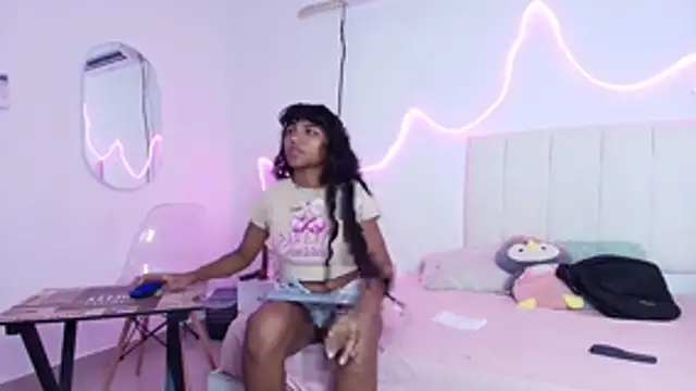 Andre lezcano online show from 02-06-26, 06:04