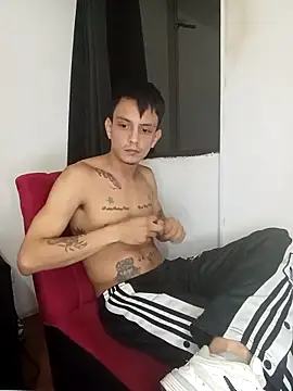 andrewcoopper1 online show from 04-06-26, 04:46