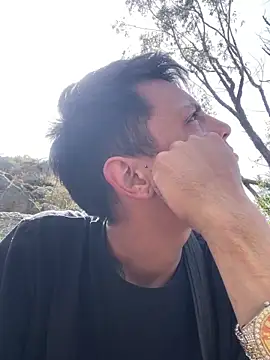 Snapshot of andrewcoopper1 chatting on 02-04-26, 03:07 andrewcoopper1 online show from 02-04-26, 03:07