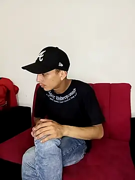 andrewcoopper1 online show from 04-18-26, 01:52