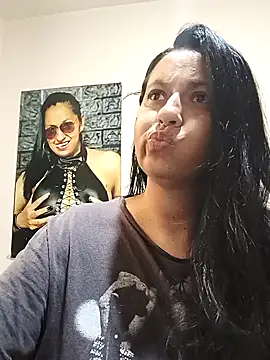 Snapshot of holydeath_1 chatting on 10-05-25, 04:53 holydeath 1 online show from 10-05-25, 04:53