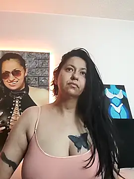 Snapshot of holydeath_1 chatting on 11-10-25, 10:09 holydeath 1 online show from 11-10-25, 10:09