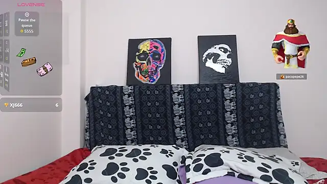 Snapshot of holydeath_1 chatting on 12-04-25, 12:04 holydeath 1 online show from 12-04-25, 12:04