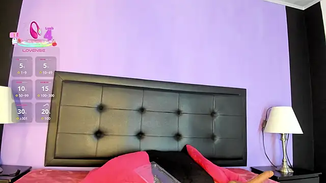 GreciaFox1 online show from 04-30-26, 12:23