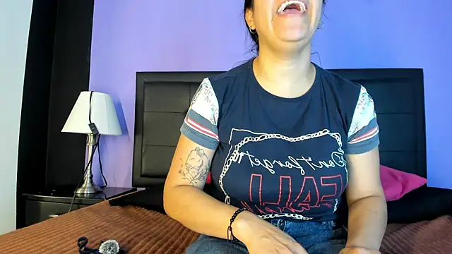 GreciaFox1 online show from 07-11-26, 01:33