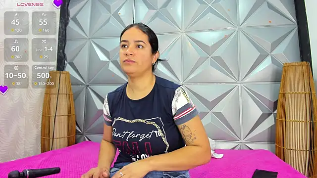 GreciaFox1 online show from 12-18-25, 11:36