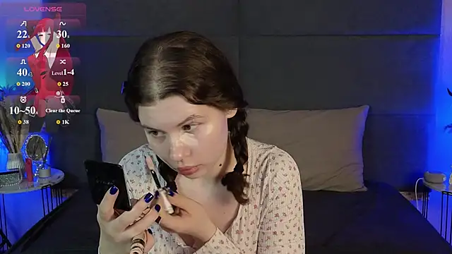 Snapshot of RianaRey chatting on 06-30-26, 06:35 RianaRey online show from 06-30-26, 06:35