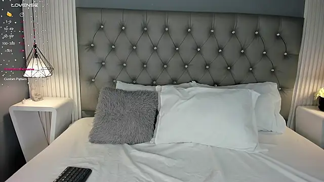 SofiAdanss online show from 09-18-25, 11:35