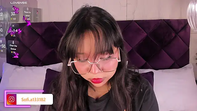 SofiAdanss online show from 04-02-26, 06:14