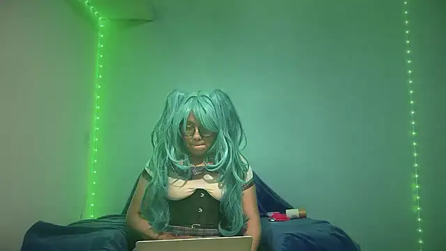 Snapshot of msmstery789 chatting on 11-01-25, 12:28 msmstery789 online show from 11-01-25, 12:28