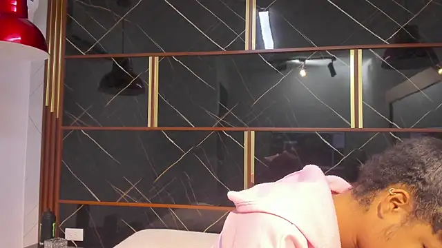 HannyThompson online show from 02-07-26, 12:35