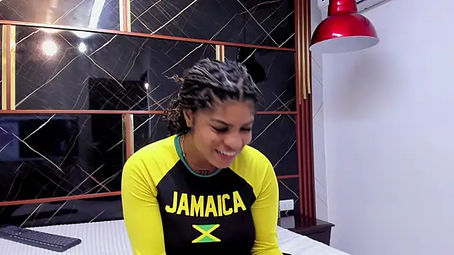 HannyThompson online show from 09-27-25, 12:22