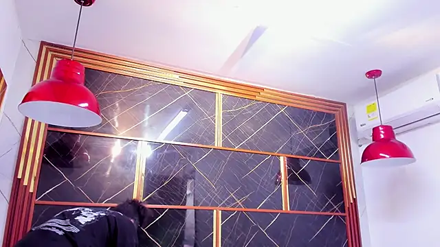 HannyThompson online show from 09-10-25, 12:26