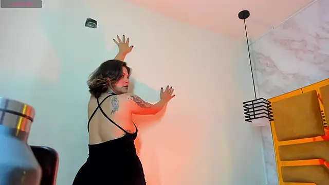 Luciifeer  online show from 11-07-25, 06:56