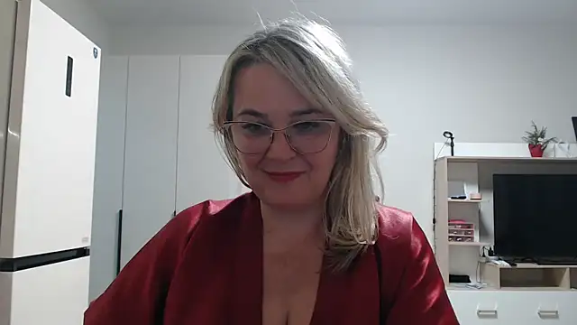 EleanoraDream online show from 02-15-26, 11:58