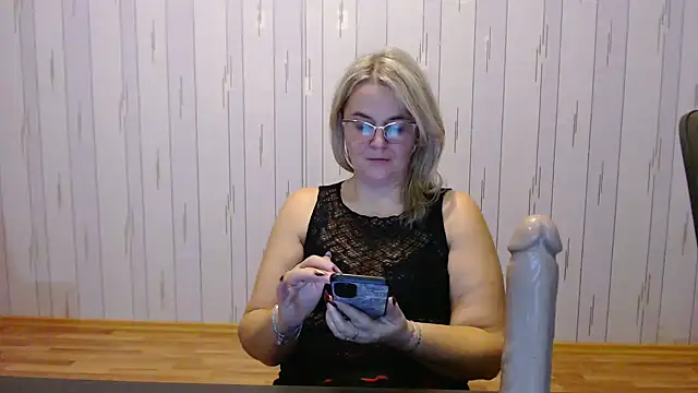 EleanoraDream online show from 11-11-25, 06:25