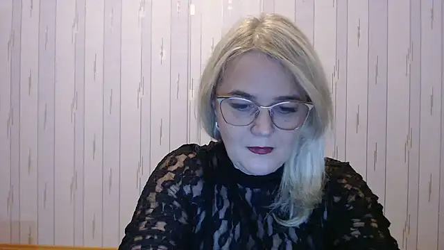 EleanoraDream online show from 12-18-25, 03:16