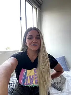 Snapshot of Nova_Gabriela chatting on 11-30-25, 01:34 Nova Gabriela online show from 11-30-25, 01:34