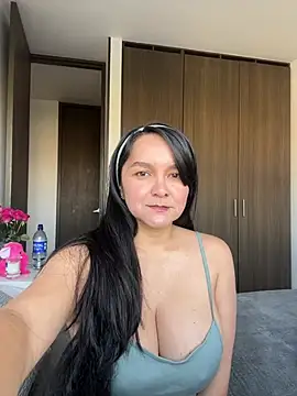 Snapshot of Nova_Gabriela chatting on 02-05-26, 12:45 Nova Gabriela online show from 02-05-26, 12:45