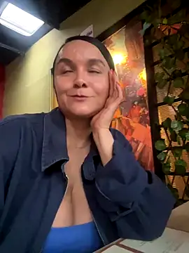 Snapshot of Nova_Gabriela chatting on 10-03-25, 02:29 Nova Gabriela online show from 10-03-25, 02:29