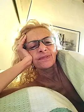 clarabell4 online show from 01-13-26, 08:07