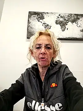 clarabell4 online show from 03-02-26, 08:54