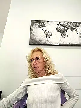 clarabell4 online show from 02-26-26, 12:16