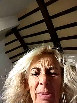 clarabell4 online show from 10-02-25, 05:44